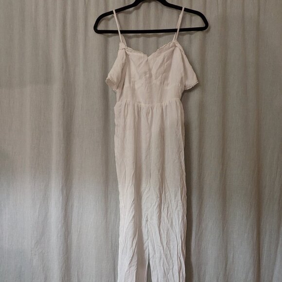 White jumpsuit - Audrey Parks + Francesca - Picture 10 of 13